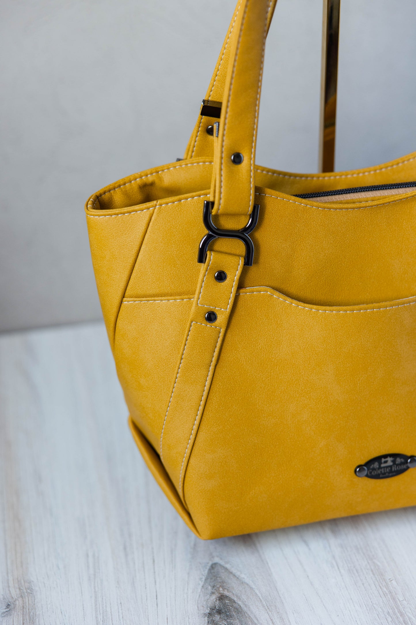 Mustard shoulder bag